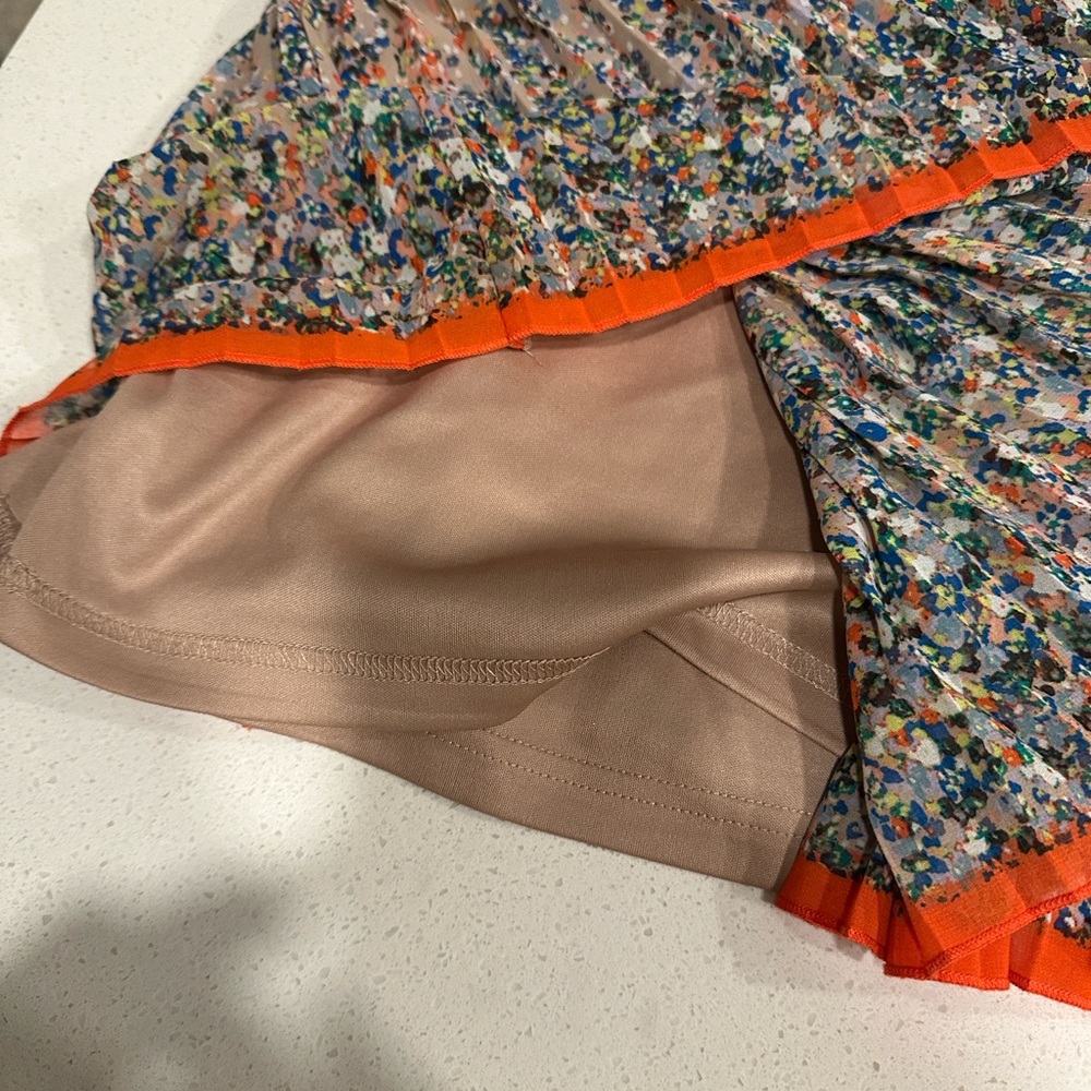 American Eagle Outfitters Floral Mini Skirt with Orange Trim - Picture 5 of 7
